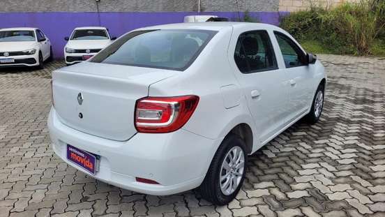 RENAULT-LOGAN-2024