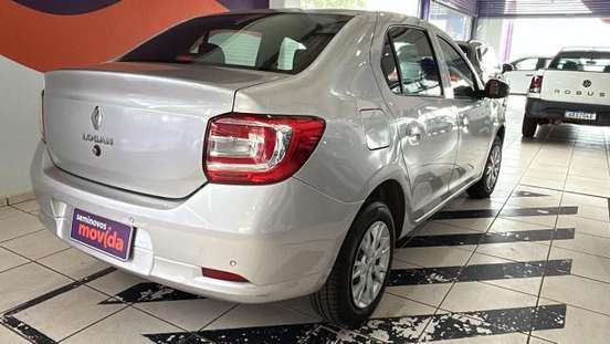 RENAULT-LOGAN-2024