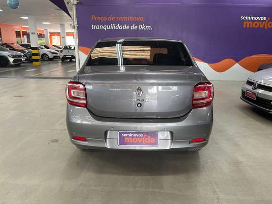 RENAULT-LOGAN-2024