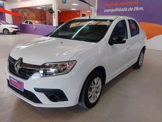 RENAULT-LOGAN-2024