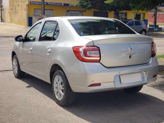RENAULT-LOGAN-2025