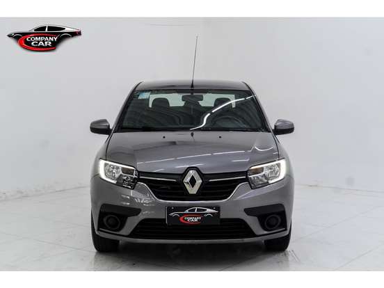 RENAULT-LOGAN-2021