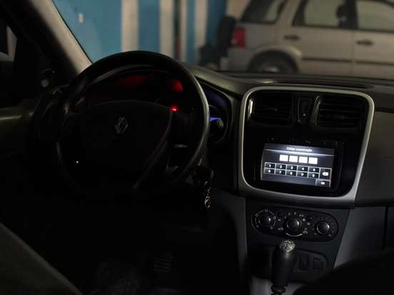 RENAULT-LOGAN-1.6 EXPRESSION 8V FLEX 4P MANUAL RENAULT-LOGAN-2014