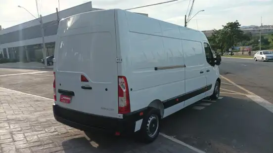 RENAULT-MASTER-2021