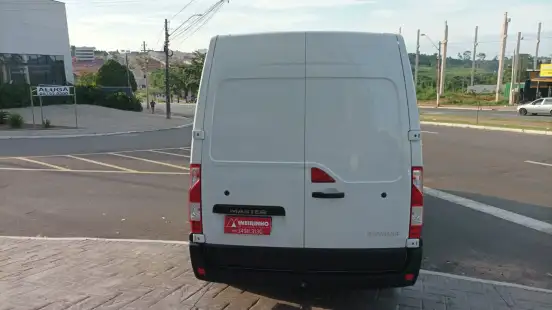 RENAULT-MASTER-2021