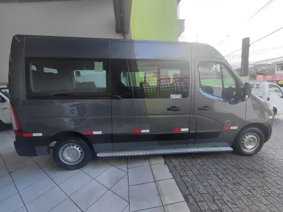 RENAULT-MASTER-2014