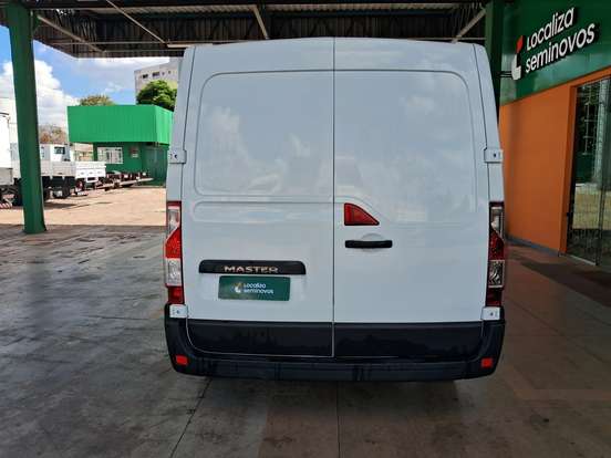 RENAULT-MASTER-2021