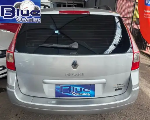 RENAULT-MEGANE-2012