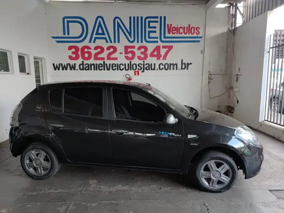 RENAULT SANDERO 1.0 TECH RUN 16V FLEX 4P MANUAL