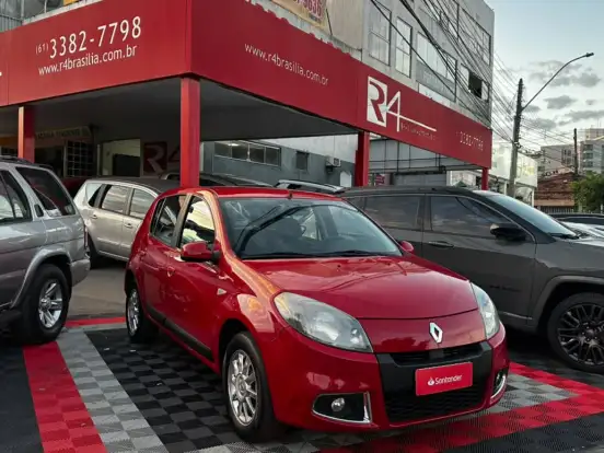 RENAULT-SANDERO-1.6 PRIVILÉGE 16V FLEX 4P AUTOMÁTICO RENAULT-SANDERO-2013