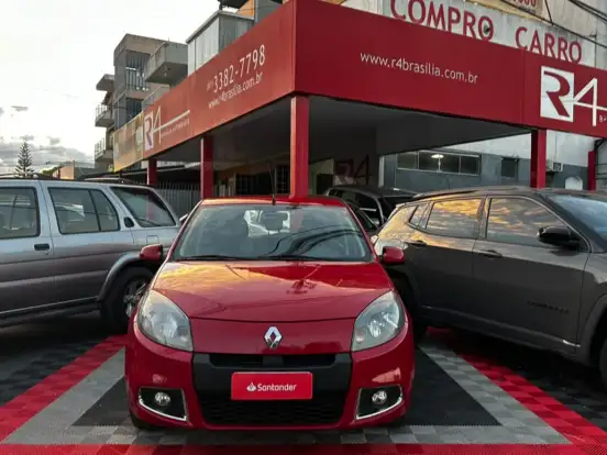 RENAULT-SANDERO-1.6 PRIVILÉGE 16V FLEX 4P AUTOMÁTICO RENAULT-SANDERO-2013