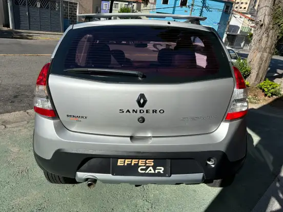 RENAULT-SANDERO-1.6 STEPWAY 16V FLEX 4P AUTOMÁTICO RENAULT-SANDERO-2012