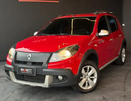 RENAULT-SANDERO-2012