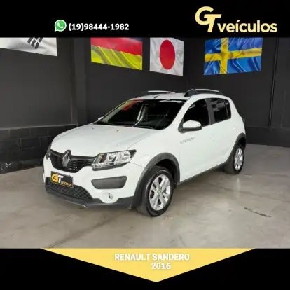 RENAULT-SANDERO-2015