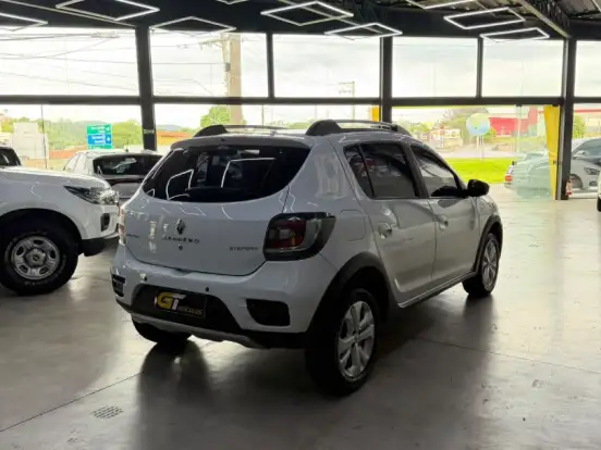 RENAULT-SANDERO-1.6 STEPWAY 8V FLEX 4P MANUAL RENAULT-SANDERO-2015
