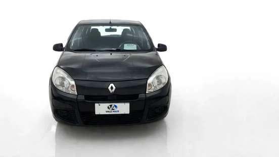 RENAULT-SANDERO-2011