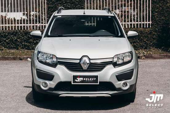 RENAULT-SANDERO-2018
