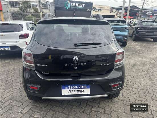 RENAULT-SANDERO-2018