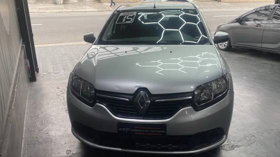 RENAULT SANDERO 1.6 EXPRESSION 8V FLEX 4P AUTOMATIZADO
