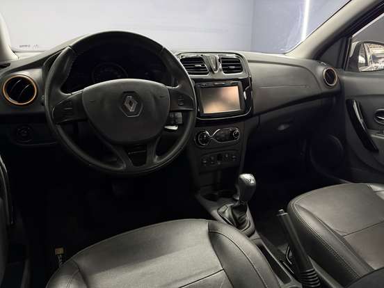 RENAULT-SANDERO-1.6 STEPWAY 8V FLEX 4P AUTOMATIZADO RENAULT-SANDERO-2015