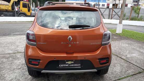 RENAULT-SANDERO-1.6 STEPWAY 8V FLEX 4P MANUAL RENAULT-SANDERO-2014