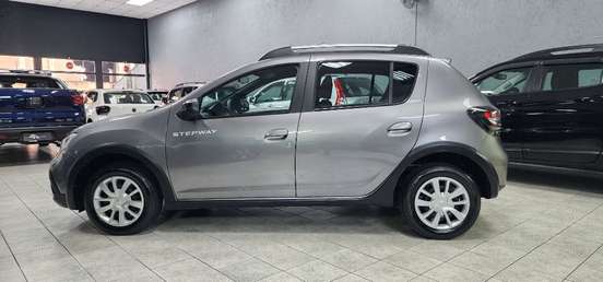 RENAULT-STEPWAY-1.0 12V SCE FLEX ZEN MANUAL RENAULT-STEPWAY-2023