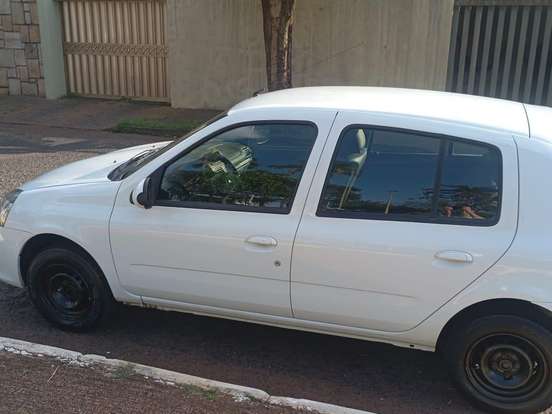 RENAULT-CLIO-1.0 EXPRESSION 16V FLEX 4P MANUAL RENAULT-CLIO-2015