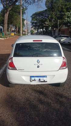 RENAULT-CLIO-2015