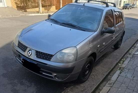 RENAULT-CLIO-2005
