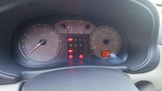 RENAULT-CLIO-2005