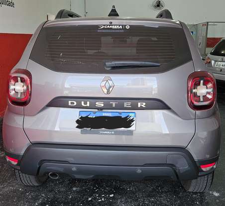 RENAULT-DUSTER-2023