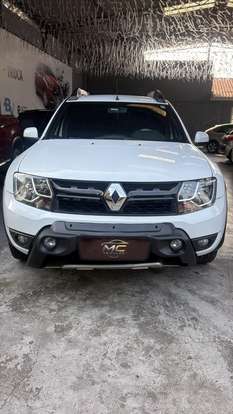 RENAULT-DUSTER OROCH-2017