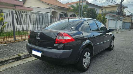 RENAULT-MEGANE-2006