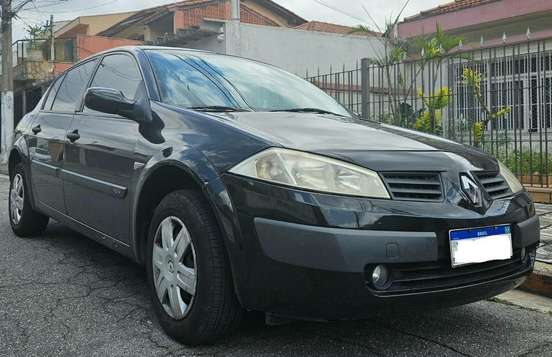 RENAULT-MEGANE-2006
