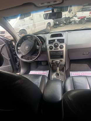 RENAULT-MEGANE-2008