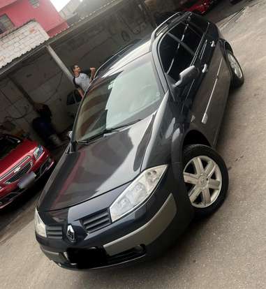 RENAULT-MEGANE-2008