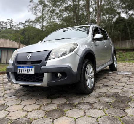 RENAULT SANDERO 1.6 STEPWAY 8V FLEX 4P MANUAL