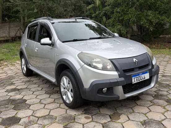 RENAULT-SANDERO-1.6 STEPWAY 8V FLEX 4P MANUAL RENAULT-SANDERO-2013
