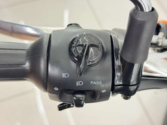 ROYAL ENFIELD-METEOR 350 STELLAR-2025