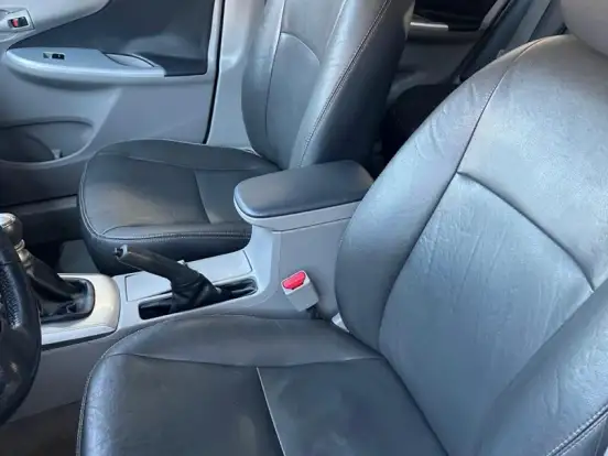 TOYOTA-COROLLA-1.8 GLI 16V FLEX 4P MANUAL TOYOTA-COROLLA-2013