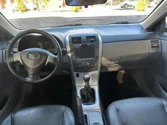 TOYOTA-COROLLA-1.8 GLI 16V FLEX 4P MANUAL TOYOTA-COROLLA-2013