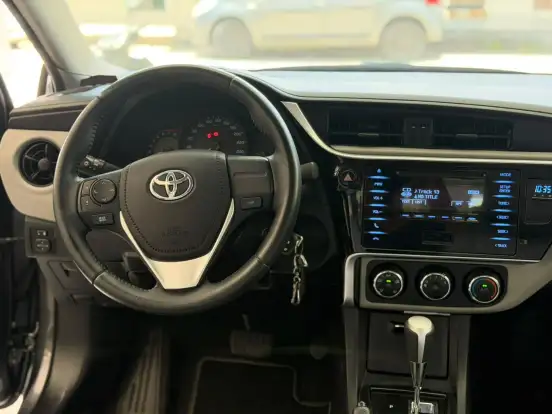 TOYOTA-COROLLA-1.8 GLI UPPER 16V FLEX 4P AUTOMÁTICO TOYOTA-COROLLA-2017