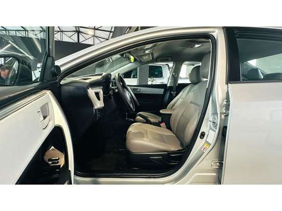 TOYOTA-COROLLA-2014