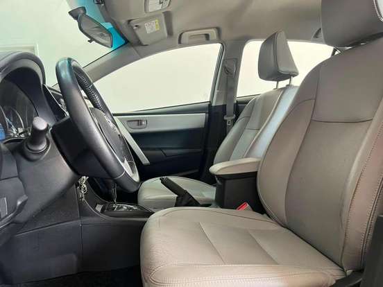 TOYOTA-COROLLA-2019