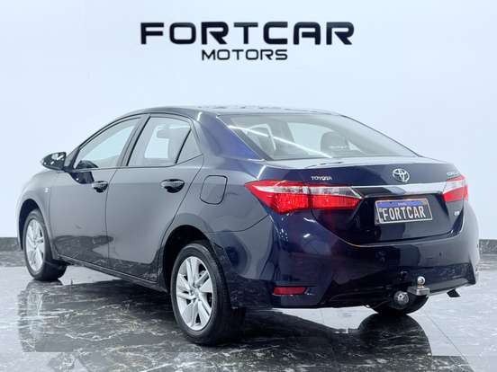 TOYOTA-COROLLA-2014