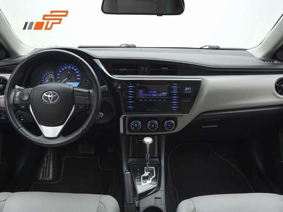 TOYOTA-COROLLA-2018