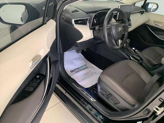 TOYOTA-COROLLA-2023
