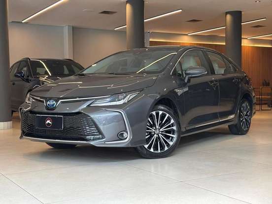 TOYOTA-COROLLA-2025