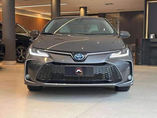 TOYOTA-COROLLA-2025