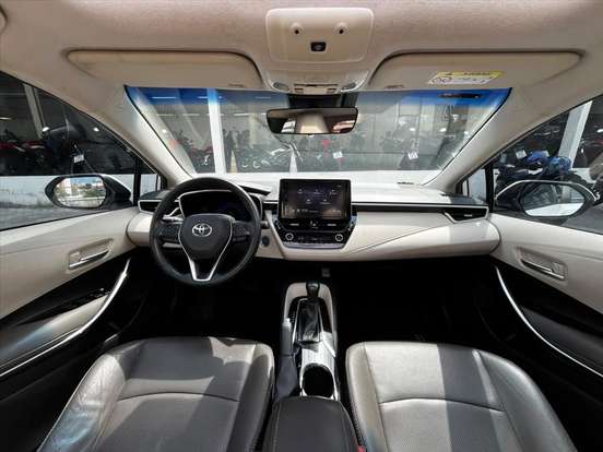 TOYOTA-COROLLA-2023